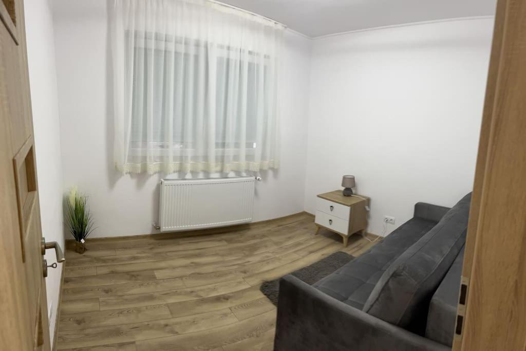 Bingo Apartman Cristuru Secuiesc Exterior foto